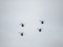 4 Hubschrauber