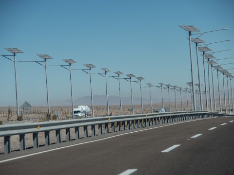 20190710-PXKP1706 Photovoltaik, Autobahn, Chile