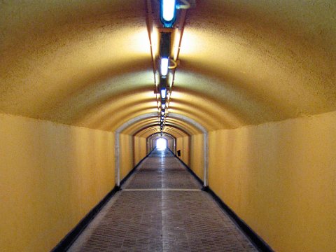 IMG_1264 Tunnel zur Festung Alicante