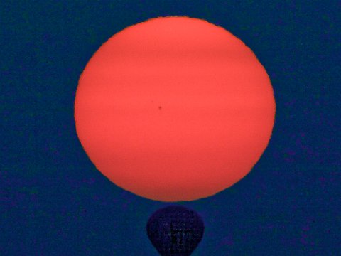 CRW_2453 Sonne und Ballon