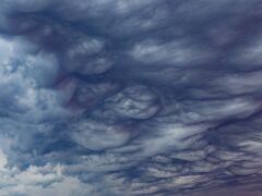 Asperatus Wolken