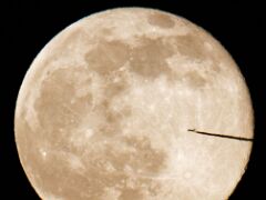 Mond_01