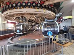 20221125_101532 Der weitere Weg mit der Seilbahn