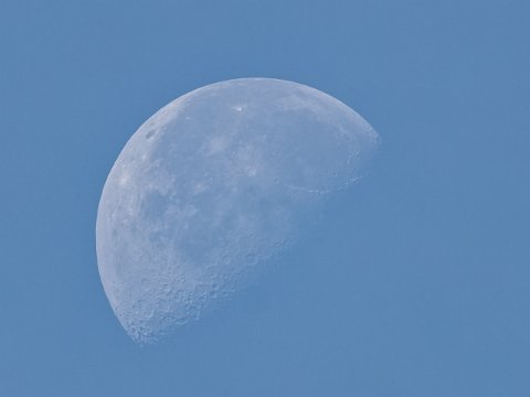 250815_10.19MESZ,Mond,R6HS9174