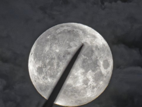 260202_07.42MEZ,Mond_mit_Flügel,,371874km,R6HS1179_2