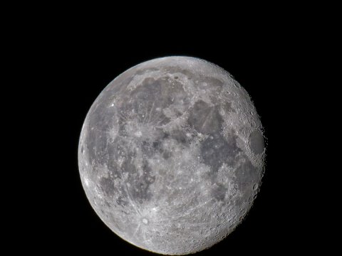 260204_06.38,Mond,R6HS0075