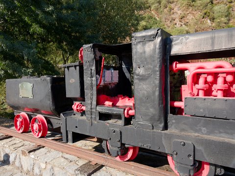 R6HS2835